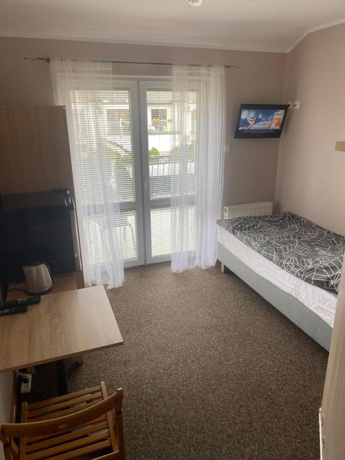 Pokoje Goscinne " Awia " Leba Bagian luar foto