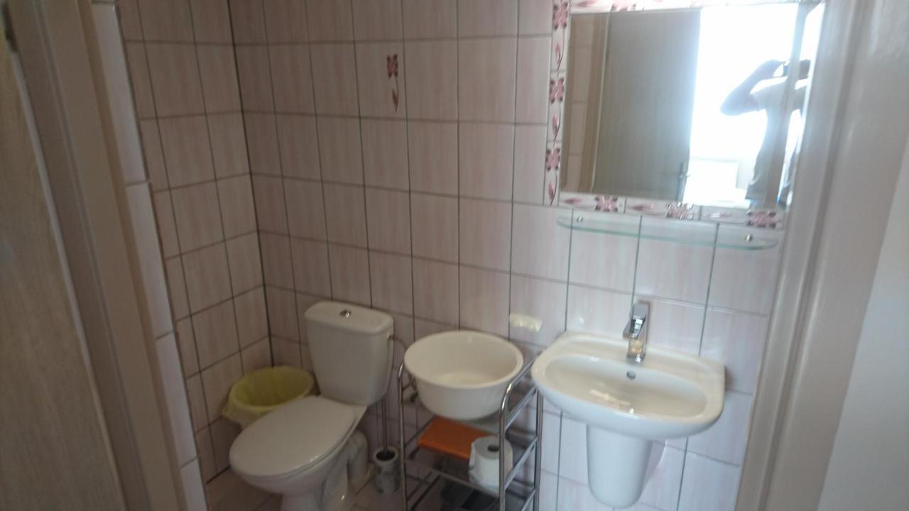 Pokoje Goscinne " Awia " Leba Bagian luar foto